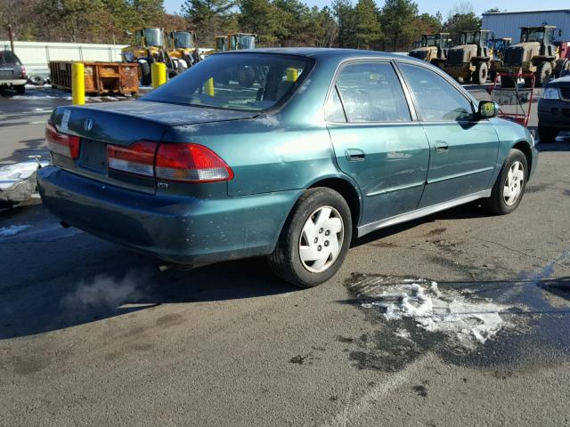 1HGCG16492A069566 - 2002 HONDA ACCORD LX GREEN photo 4