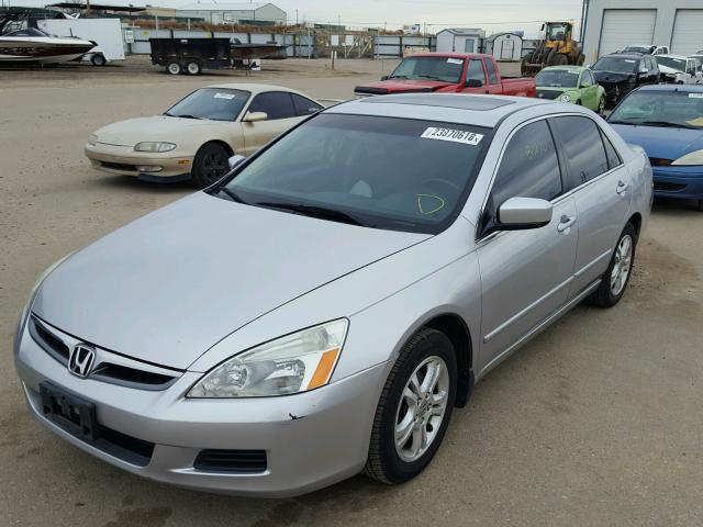 1HGCM56867A026720 - 2007 HONDA ACCORD EX SILVER photo 2