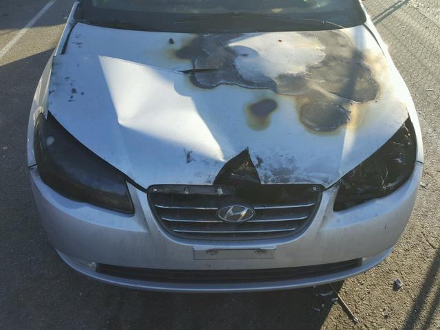 KMHDU46D88U296733 - 2008 HYUNDAI ELANTRA GL SILVER photo 9