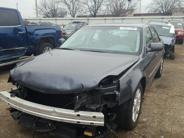 1G6KA5EY4AU129325 - 2010 CADILLAC DTS GRAY photo 2