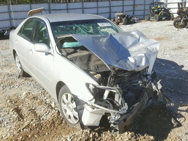 4T1BE32KX2U025733 - 2002 TOYOTA CAMRY LE SILVER photo 1