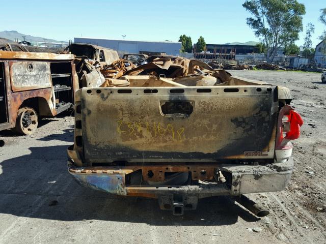 1GBHC34K78E133655 - 2008 CHEVROLET SILVERADO BURN photo 10