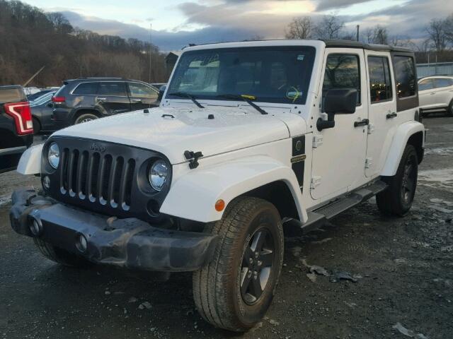 1C4BJWDG4GL214742 - 2016 JEEP WRANGLER U WHITE photo 2