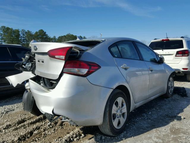 3KPFK4A71HE075106 - 2017 KIA FORTE LX SILVER photo 4