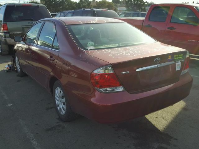 JTDBE32K063054643 - 2006 TOYOTA CAMRY LE RED photo 3