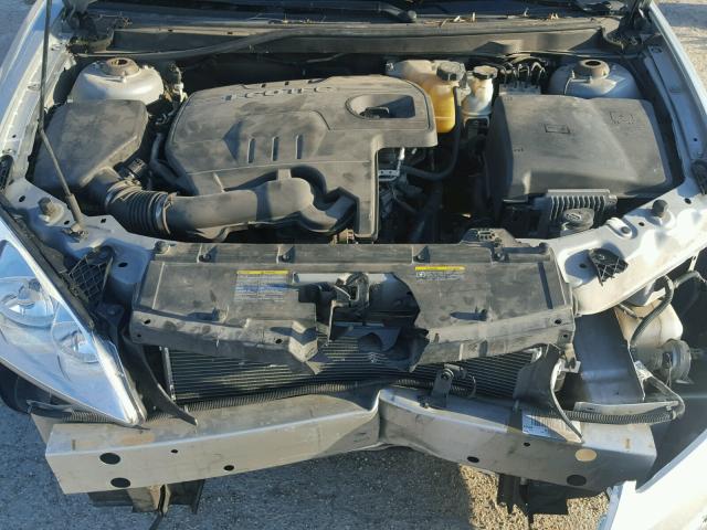 1G2ZA5E07A4115302 - 2010 PONTIAC G6 SILVER photo 7