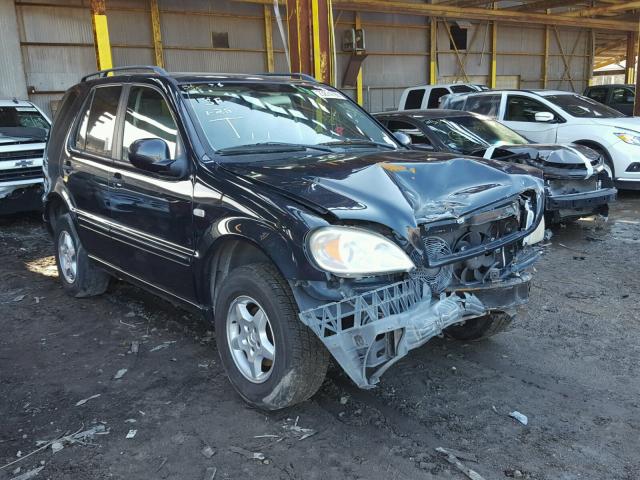 4JGAB54E5YA152682 - 2000 MERCEDES-BENZ ML 320 BLUE photo 1