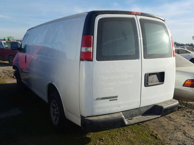 1GCSGAFXXE1131940 - 2014 CHEVROLET EXPRESS G1 WHITE photo 3