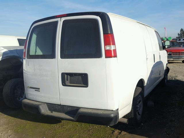 1GCSGAFXXE1131940 - 2014 CHEVROLET EXPRESS G1 WHITE photo 4