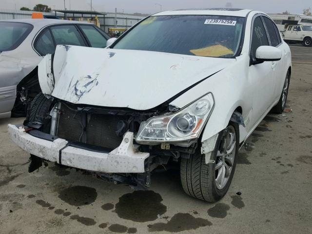 JNKBV61E88M214857 - 2008 INFINITI G35 WHITE photo 2