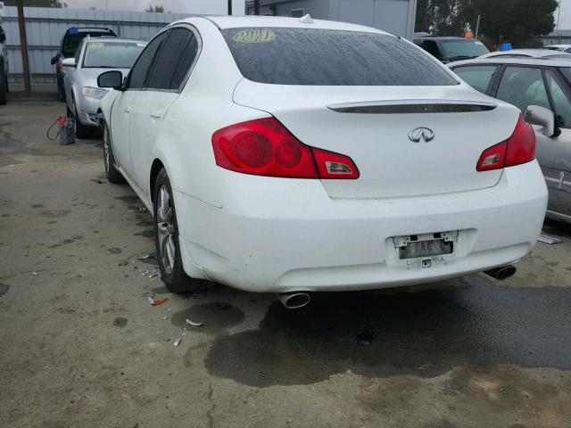 JNKBV61E88M214857 - 2008 INFINITI G35 WHITE photo 3