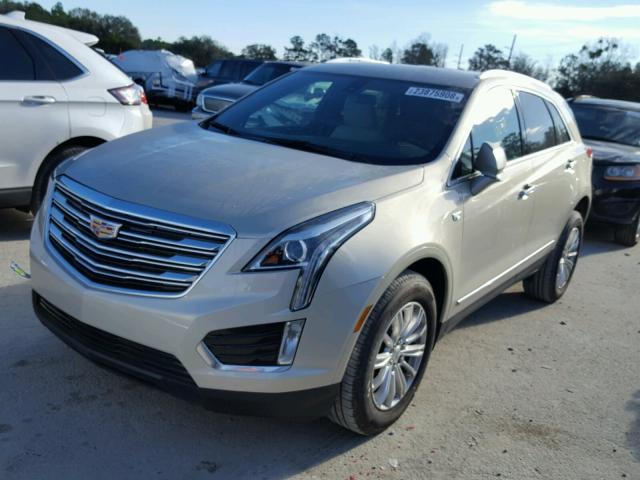 1GYKNARS7HZ135739 - 2017 CADILLAC XT5 GOLD photo 2