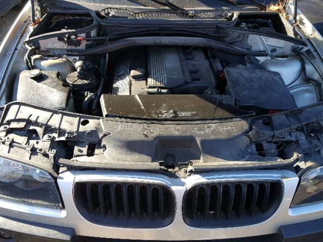 WBXPA93404WC32380 - 2004 BMW X3 3.0I SILVER photo 7