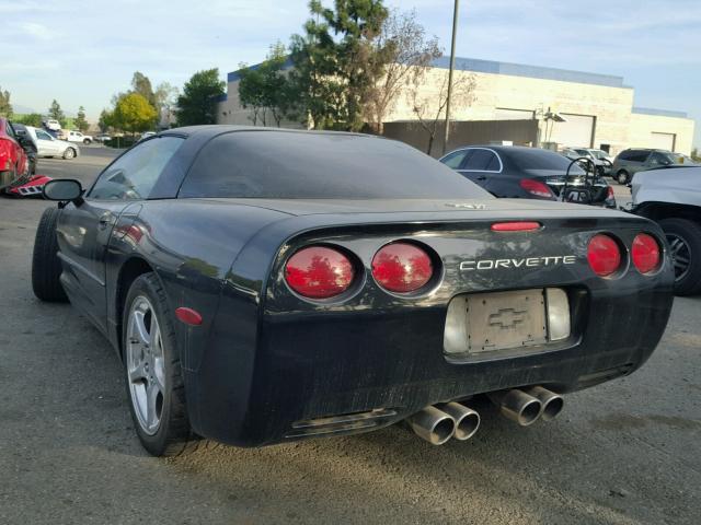 1G1YY22G035110659 - 2003 CHEVROLET CORVETTE BLACK photo 3