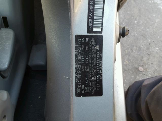 KNADC165X56239414 - 2005 KIA RIO CINCO SILVER photo 10