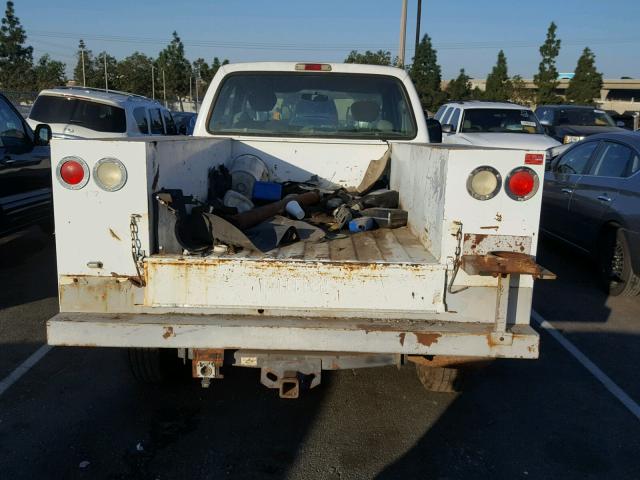 1FTSX31F02EC15537 - 2002 FORD F350 SRW S WHITE photo 9