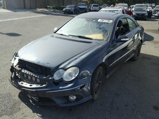 WDBTJ72H17F216810 - 2007 MERCEDES-BENZ CLK 550 BLACK photo 2