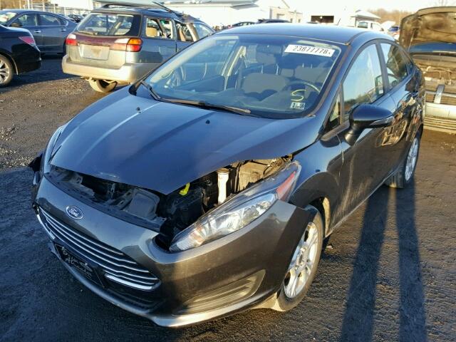 3FADP4BJ6GM155868 - 2016 FORD FIESTA SE SILVER photo 2