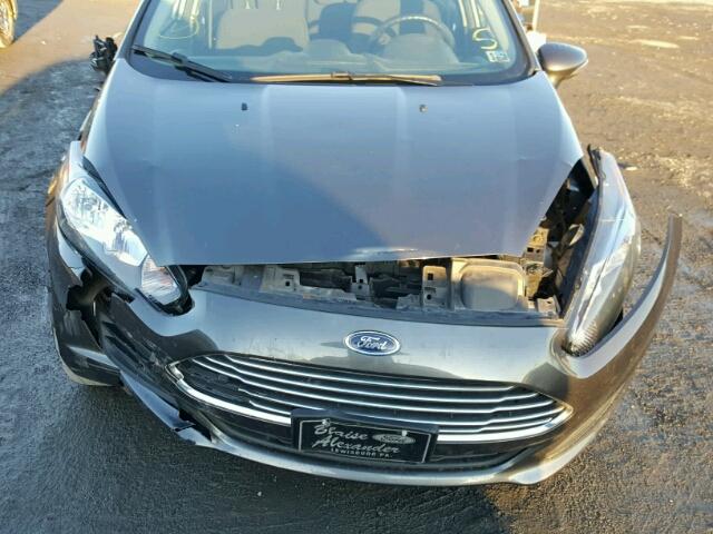 3FADP4BJ6GM155868 - 2016 FORD FIESTA SE SILVER photo 9