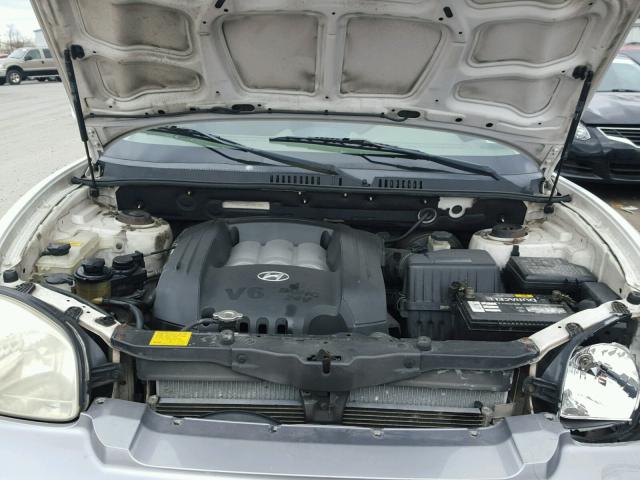 KM8SC73D74U681856 - 2004 HYUNDAI SANTA FE G WHITE photo 7