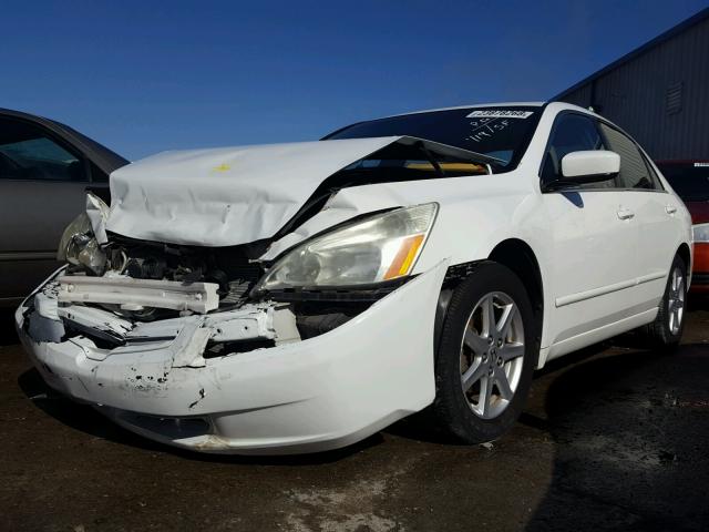 1HGCM66554A082137 - 2004 HONDA ACCORD EX WHITE photo 2