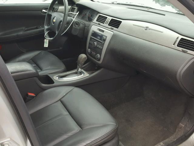 2G1WT58K989200244 - 2008 CHEVROLET IMPALA LT SILVER photo 5