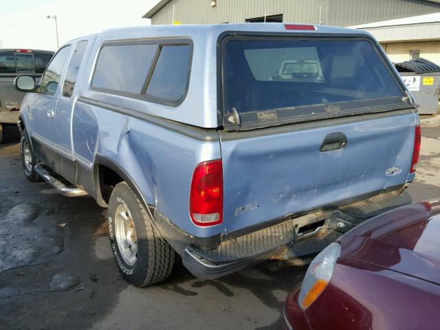 1FTZX18W7WNA55607 - 1998 FORD F150 BLUE photo 3