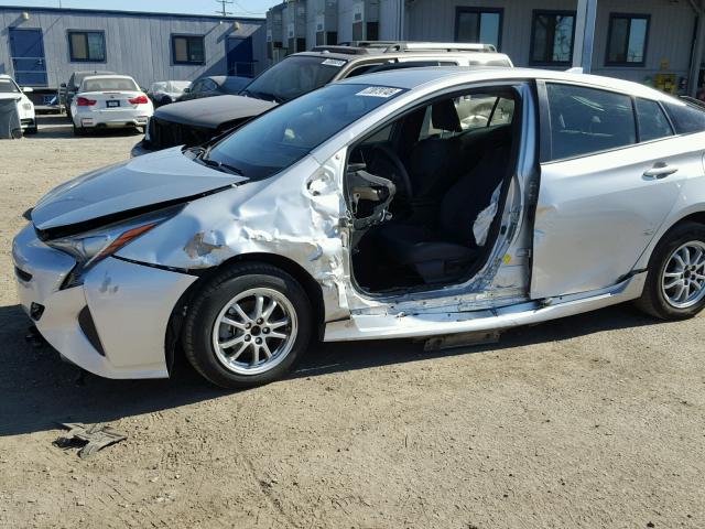 JTDKBRFU1G3522338 - 2016 TOYOTA PRIUS SILVER photo 9