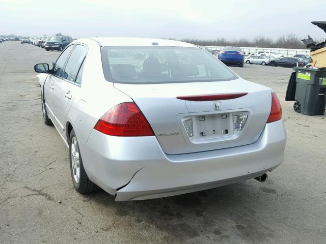 1HGCM56816A033489 - 2006 HONDA ACCORD EX SILVER photo 3