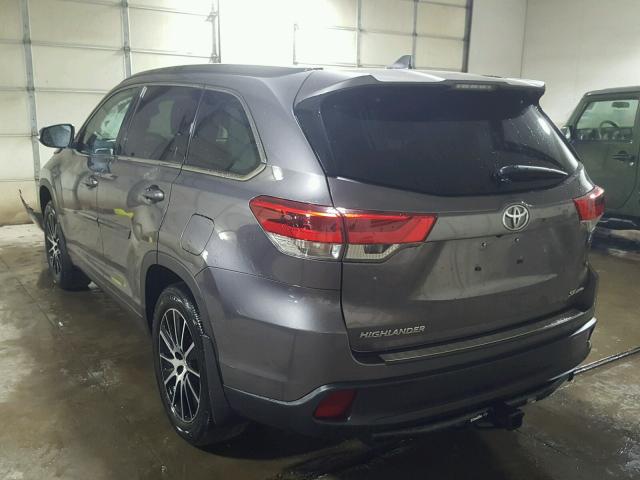 5TDJZRFH8HS462827 - 2017 TOYOTA HIGHLANDER GRAY photo 3