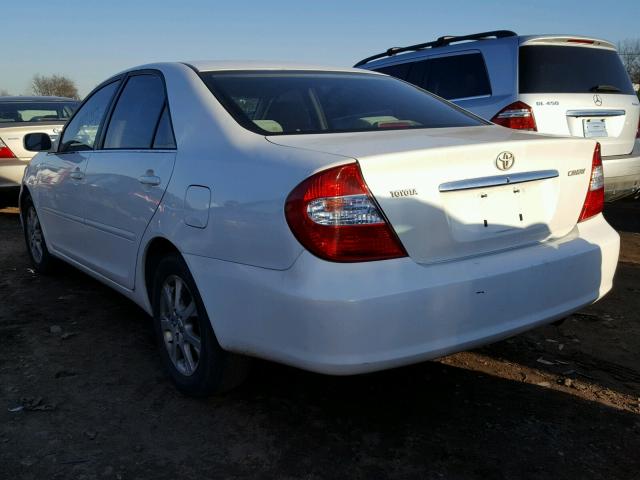 JTDBE32KX40276444 - 2004 TOYOTA CAMRY LE WHITE photo 3