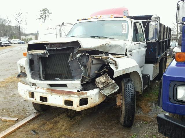 1FDNF60H6JVA03871 - 1988 FORD F600 WHITE photo 2