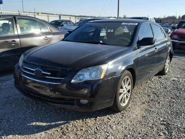 4T1BK36B06U086744 - 2006 TOYOTA AVALON XL BLACK photo 2