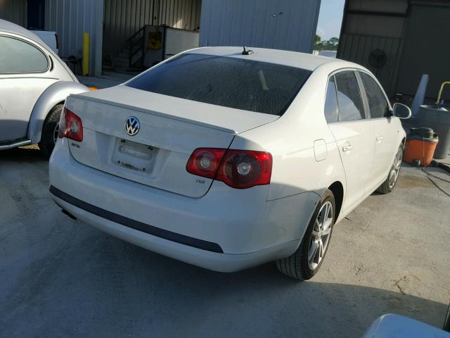 3VWCT71K26M852396 - 2006 VOLKSWAGEN JETTA TDI WHITE photo 4