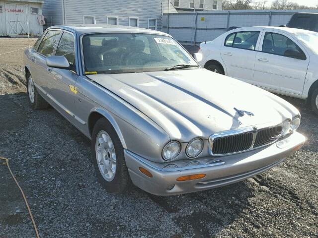 SAJHD1040XC876996 - 1999 JAGUAR XJ8 SILVER photo 1