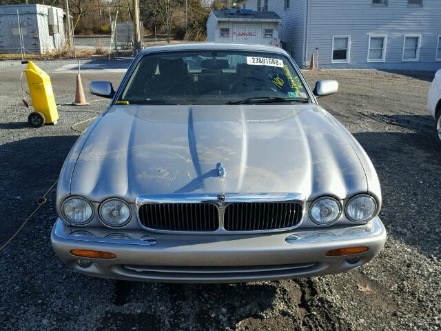 SAJHD1040XC876996 - 1999 JAGUAR XJ8 SILVER photo 9