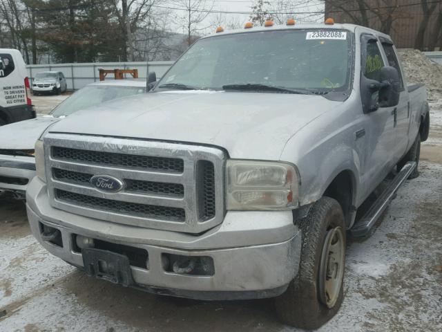 1FTWW31505ED25178 - 2005 FORD F350 SRW S SILVER photo 2