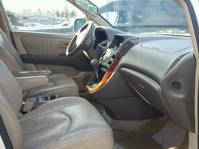 JT6HF10UXX0053929 - 1999 LEXUS RX 300 WHITE photo 5