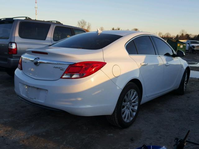 2G4GN5EC9B9174928 - 2011 BUICK REGAL CXL WHITE photo 4