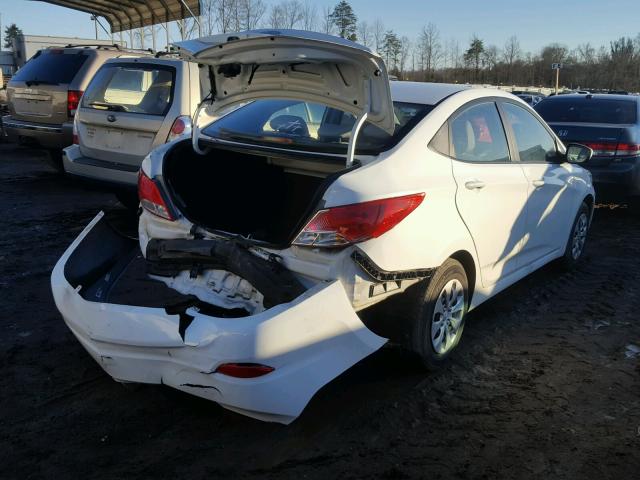 KMHCT4AE9HU222400 - 2017 HYUNDAI ACCENT SE WHITE photo 4