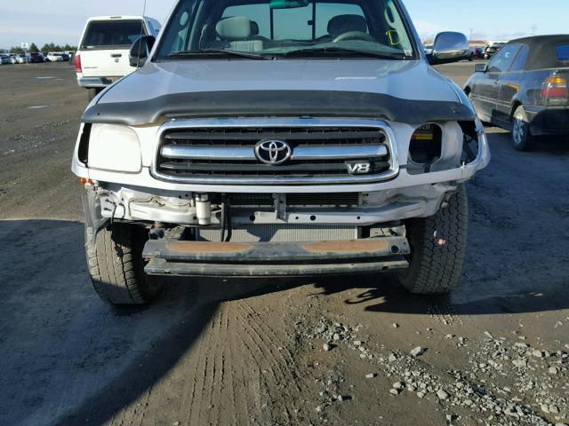 5TBBT4415YS006811 - 2000 TOYOTA TUNDRA ACC SILVER photo 9