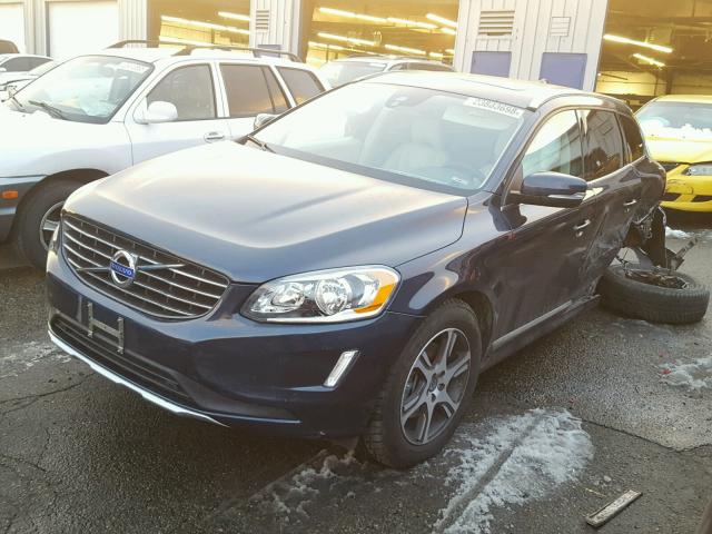 YV4902RC4F2605892 - 2015 VOLVO XC60 T6 BLUE photo 2