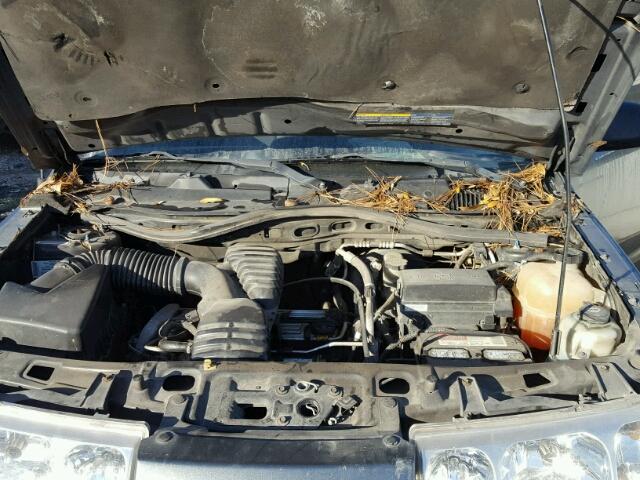 5GZCZ33D45S844975 - 2005 SATURN VUE SILVER photo 7