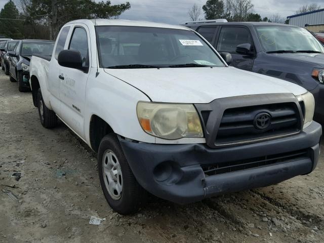 5TETX22N88Z519001 - 2008 TOYOTA TACOMA ACC WHITE photo 1