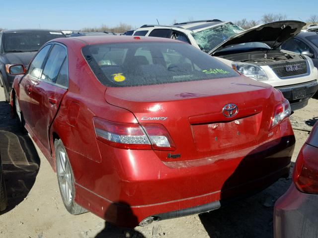 4T1BF3EK7AU099201 - 2010 TOYOTA CAMRY BASE RED photo 3