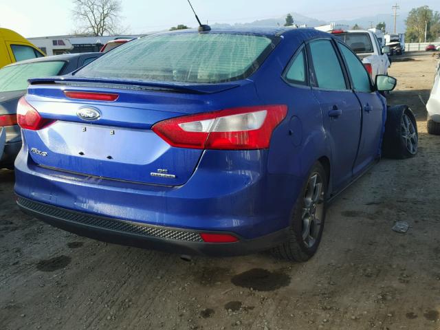 1FADP3F2XDL354190 - 2013 FORD FOCUS SE BLUE photo 4