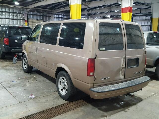 1GNDM19XX3B122991 - 2003 CHEVROLET ASTRO TAN photo 3