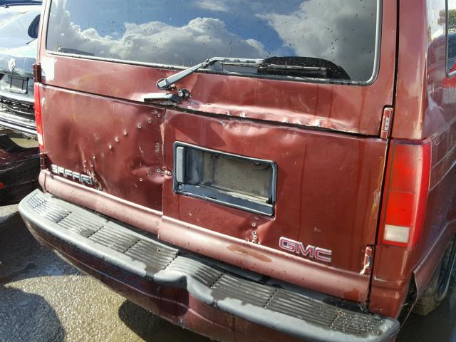 1GKDM19W1WB504528 - 1998 GMC SAFARI XT RED photo 9