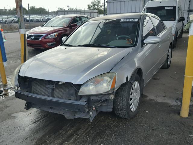 1N4AL11D73C236754 - 2003 NISSAN ALTIMA BAS SILVER photo 2