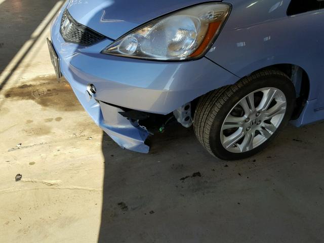 JHMGE88409S028807 - 2009 HONDA FIT SPORT BLUE photo 9